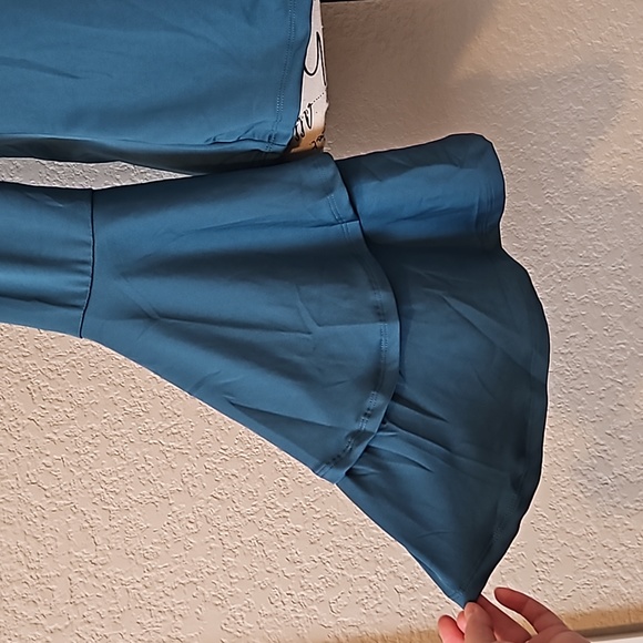 Teal Blouse With Faux Lace-up Detail And Big Bell Teired Sleeves - Picture 3 of 8